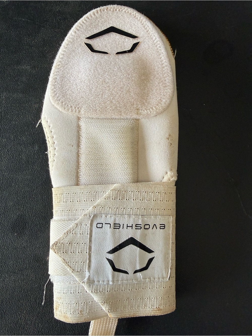 EvoShield Men's White/Beige Wrist Guard